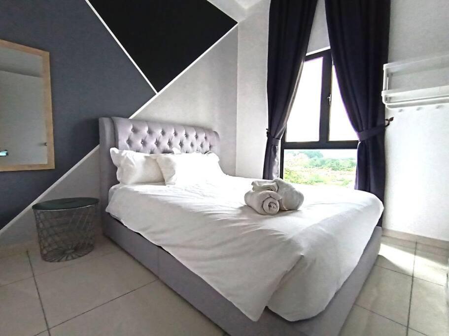 The Horizon 2br L11 By Grab A Apartment